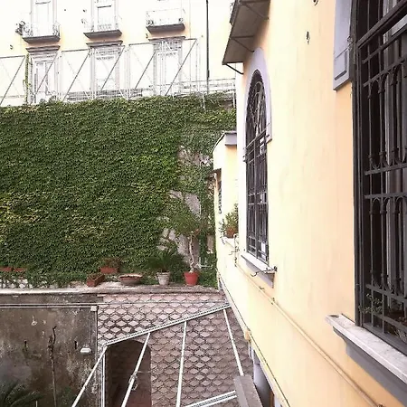 Terrazza Vesuvio *